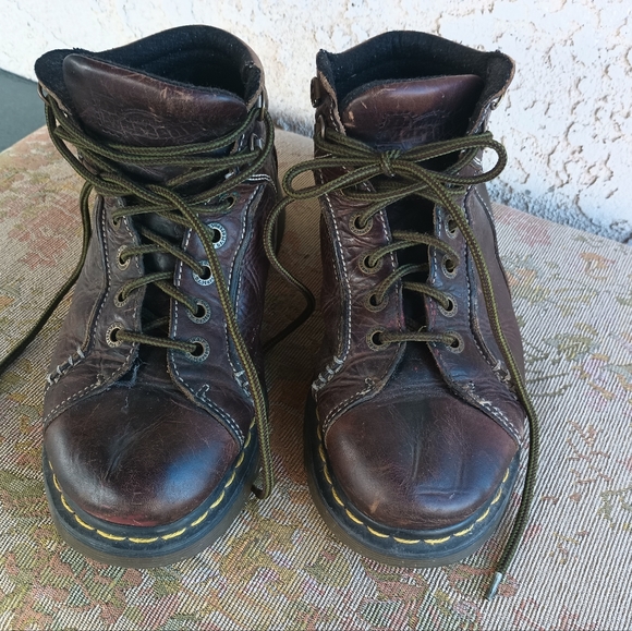 Dr. Martens ankle boot women's 9 men's 8 - Picture 6 of 6